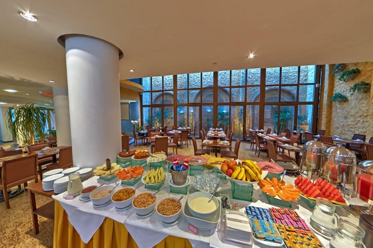 Shelton Hotel
